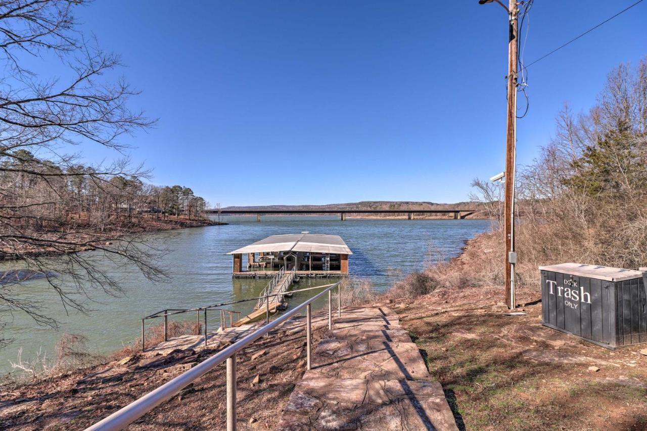 Lakefront Greers Ferry Cabin With Covered Boat Slip! Fairfield Bay Exterior foto